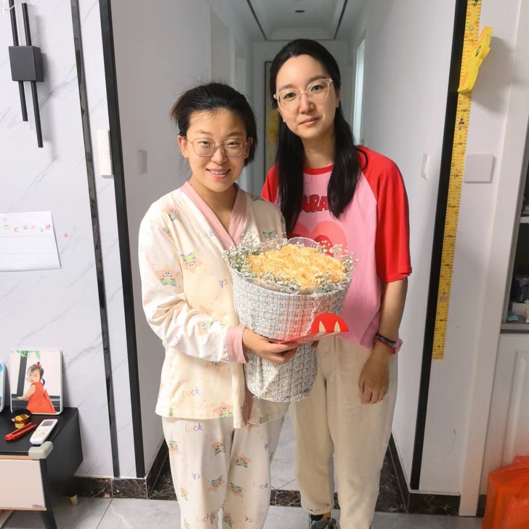 慰問生育職工，做好“娘家人”